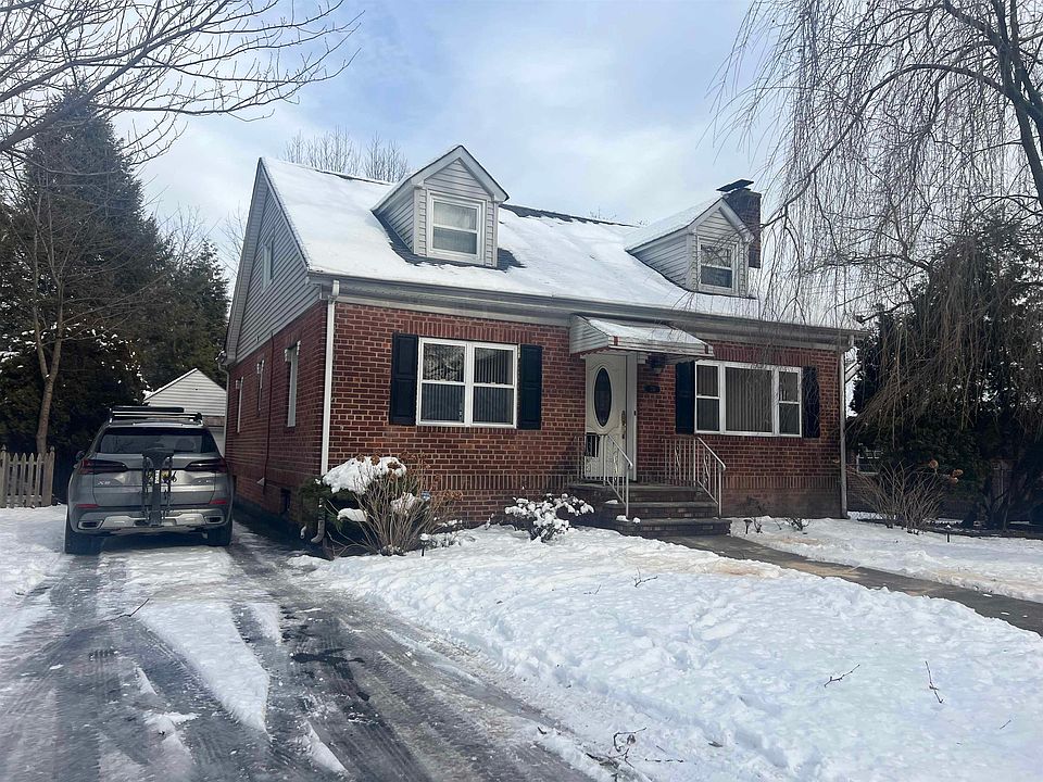 1st image of 231 Van Orden Ave