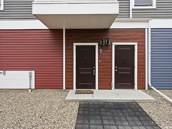 2nd image of UNIT 5-401 L AVENUE S