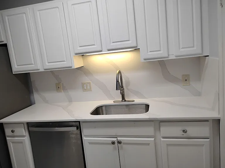2313 N Congress Ave #18 — Photo 9