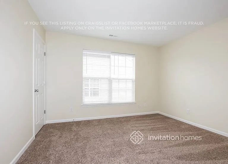 1030 Whippoorwill Ln — Photo 10