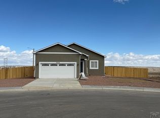 5416 Gannet Ln, Pueblo, CO 81008