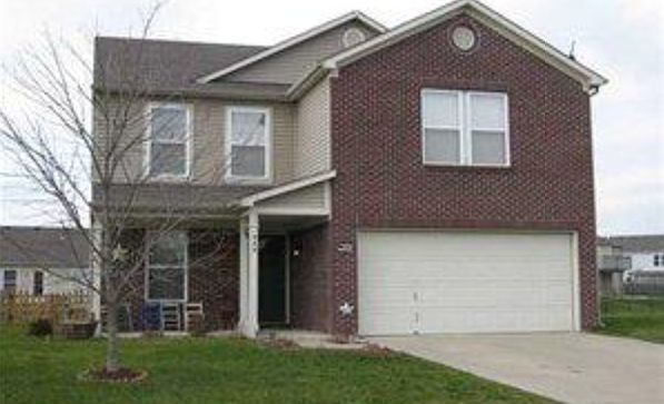 1st image of 948 Rosemary Cir