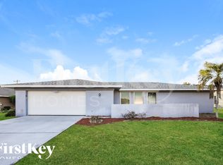 3922 SE 2nd Ave, Cape Coral, FL 33904