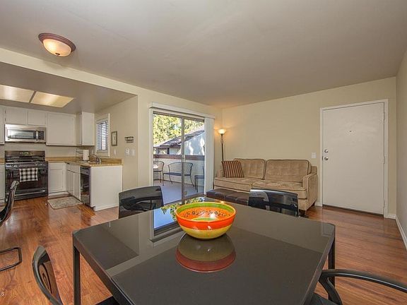 4th image of 1340 E Hillcrest Dr Unit 13