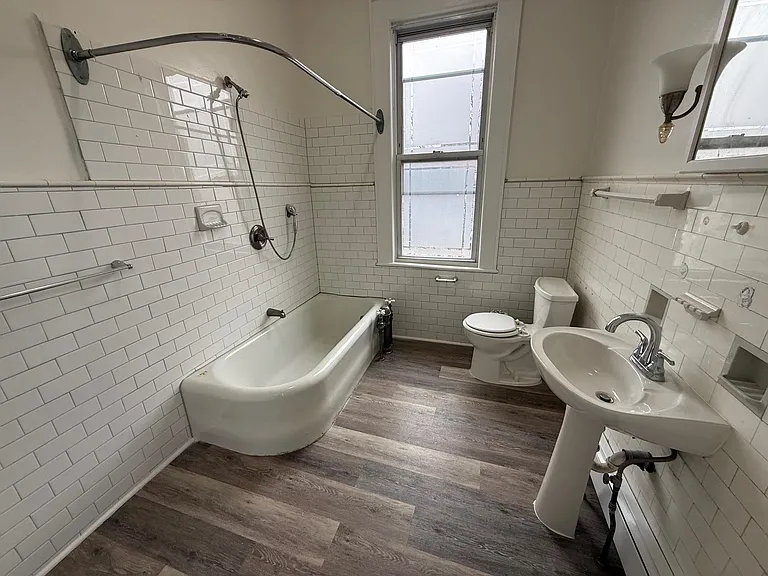 4619 Park Ave — Photo 7