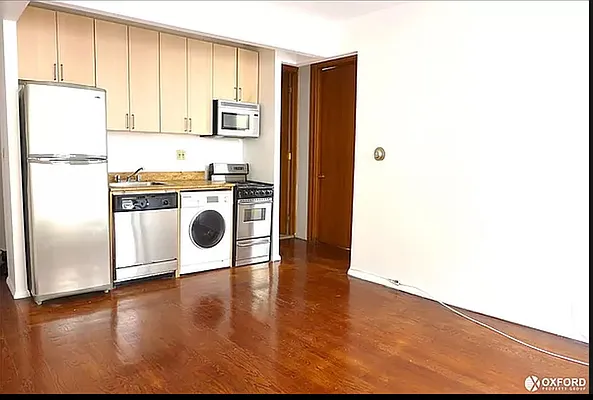 Rented by Oxford Property Group | media 7