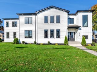 30-05 Rosalie St, Fair Lawn, NJ