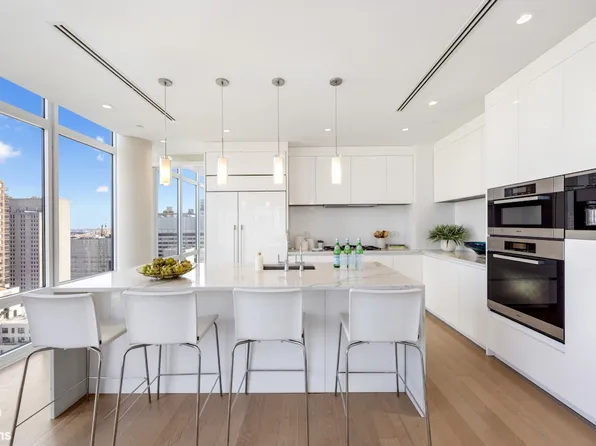 1355 1st Avenue image 4 of 15