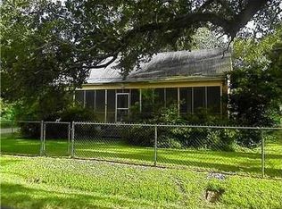 421 W McClellan St, Ponchatoula, LA 70454