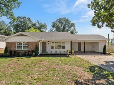 706 N 8th St, Van Buren, AR, 72956