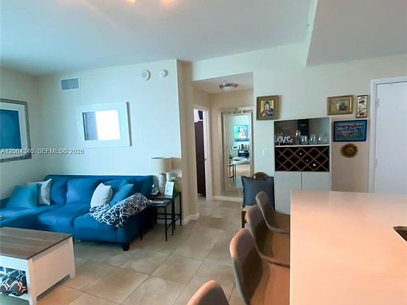 4th image of 1900 N Bayshore Dr APT 3617