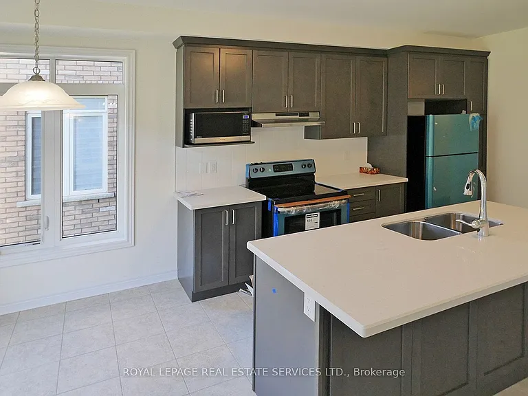103 Huguenot Rd — Photo 10