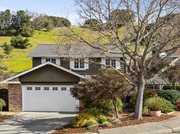 31 Tan Oak Cir, San Rafael, CA 94903