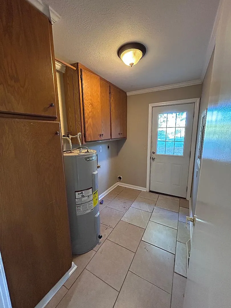 2209 Bridger Road - 1 — Photo 3