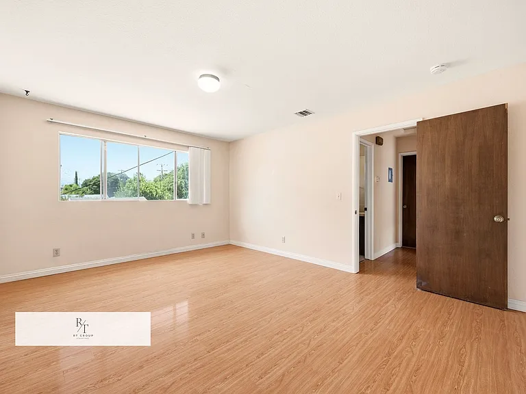 5934 1/2 Alessandro Ave — Photo 17