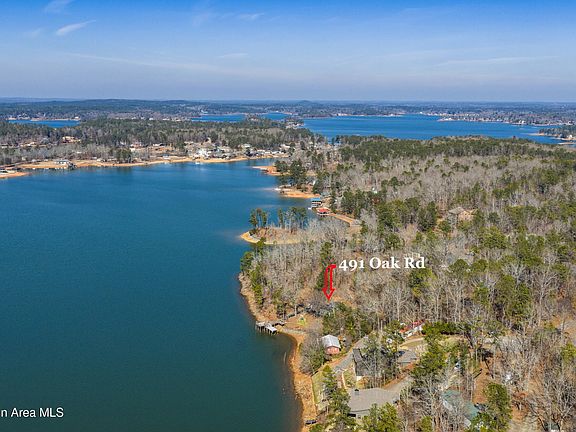 4th image of 491 Oak Rd