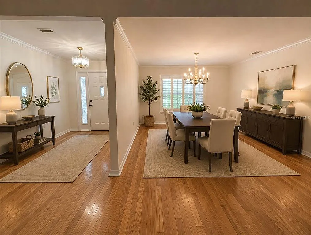 3 bed, 2.5 bath, 2158 sqft, $2,300 — Photo 3