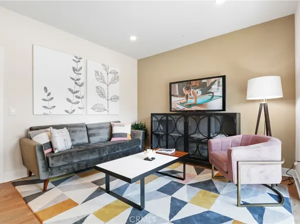 2439 Arlington Ave, Torrance, CA 90501