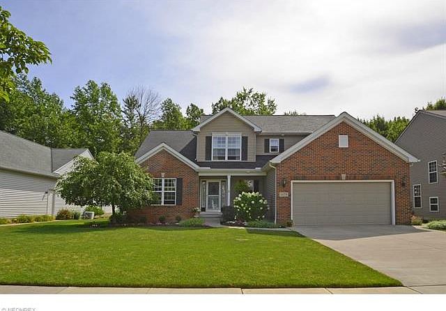 1st image of 1679 E Ash Dr
