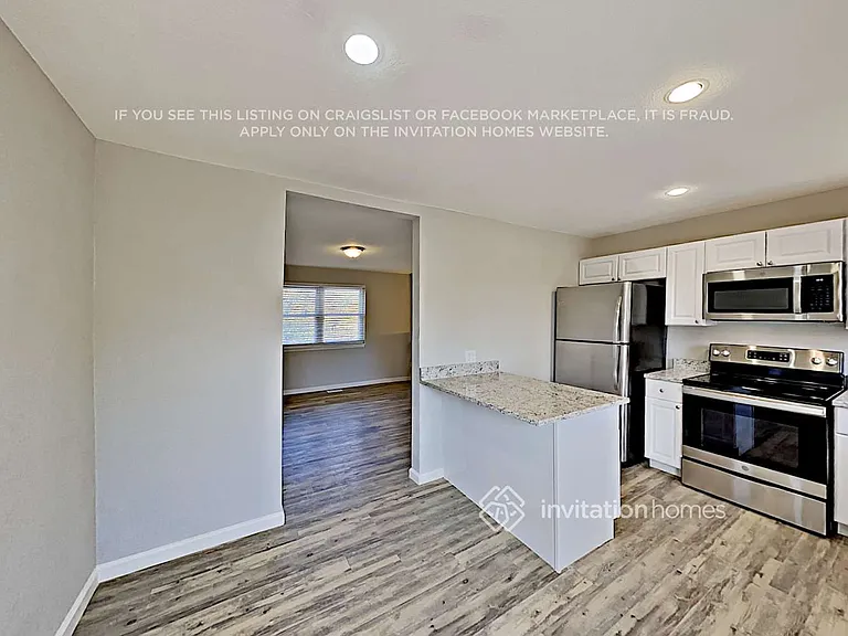 10852 Ingalls Cir — Photo 8