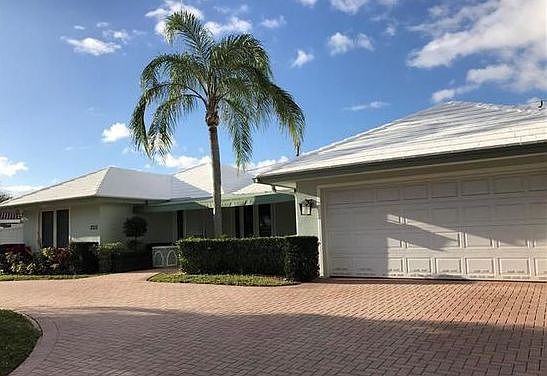 1st image of 40112 NW 39th St