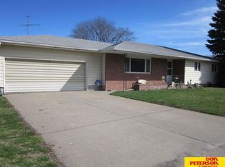 1748 E 3rd St, Fremont, NE 68025