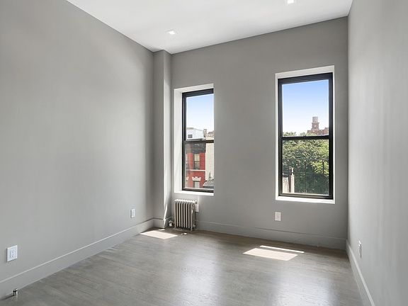 3rd image of 231 E 117th St APT 6F