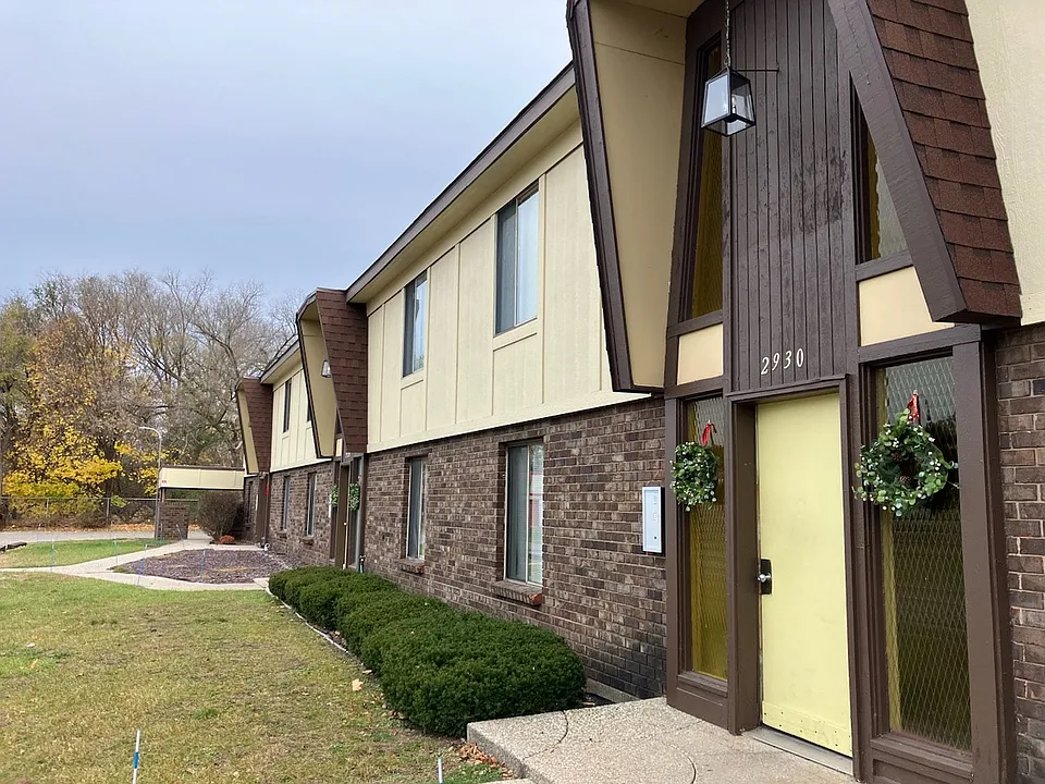 Stonegate Apartment