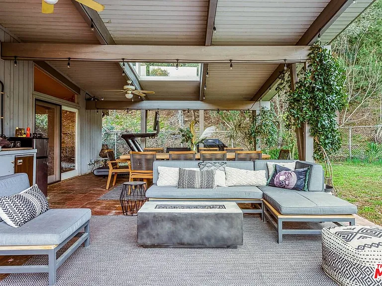 2436 Arbutus Dr — Photo 19