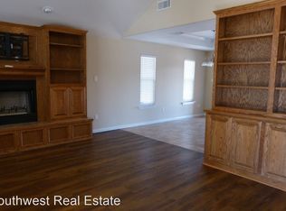 2104 Reese Dr, Clovis, NM 88101