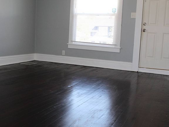 4th image of 621 Gooding St #3