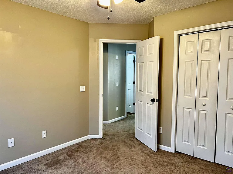 125 Faybrook Dr — Photo 21