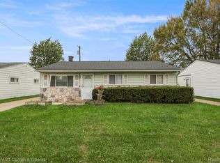 2056 Alberta St, Westland, MI 48186