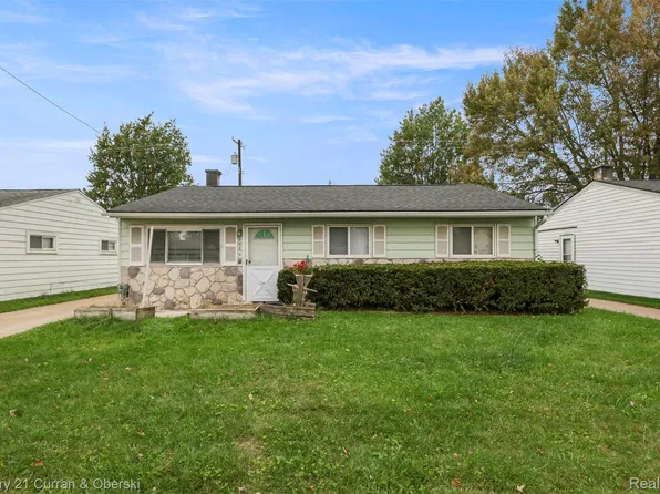 2056 Alberta St, Westland, MI 48186