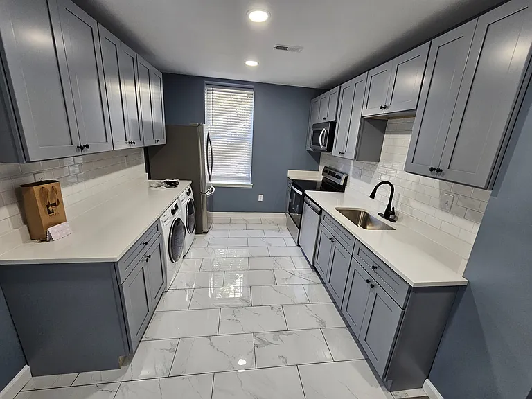 2647 N Charles St #1 — Photo 20