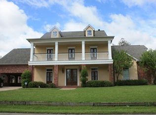 116 Oak Manor Ln, Saint Rose, LA 70087