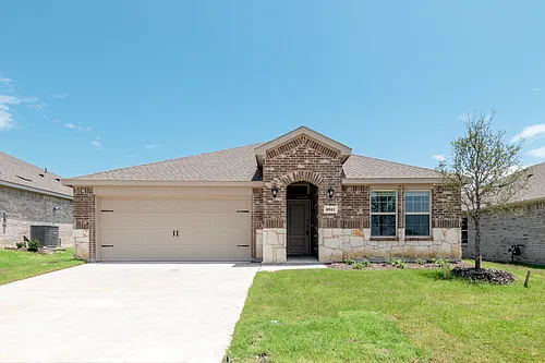 3917 Amethyst Dr Photo 1