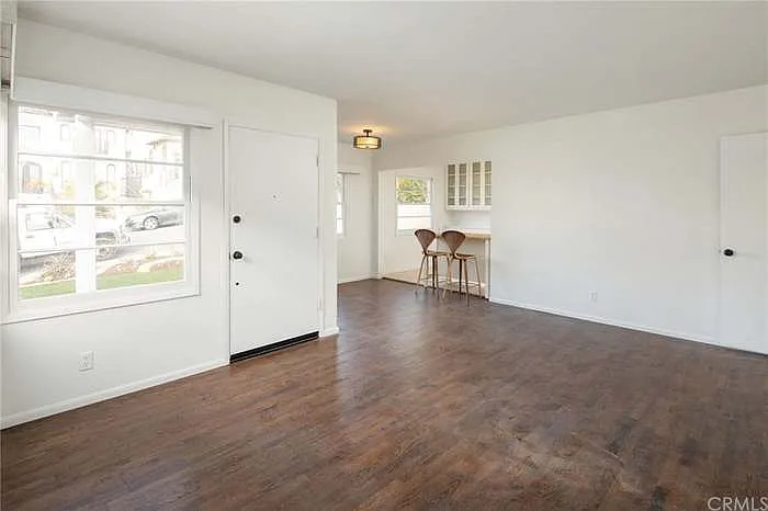 1510 Voorhees Ave — Photo 10