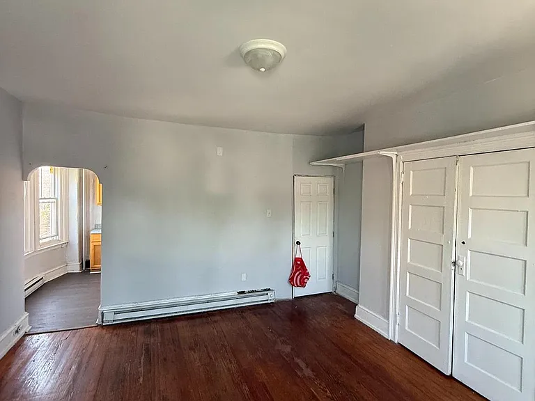 5336 Vine St #2F — Photo 3