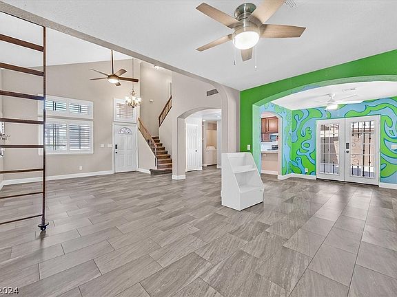 5th image of 4708 Spruce Oak Dr