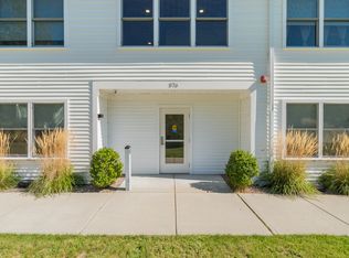 576 State Rd #8, Plymouth, MA 02360