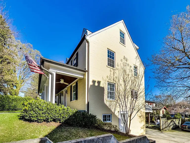 5130 Bradley Blvd — Photo 2