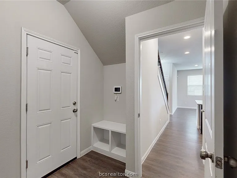 5764 Paseo Pl — Photo 20