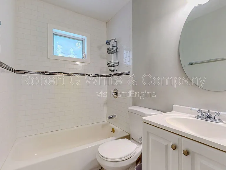 677 Garfield Ave — Photo 8