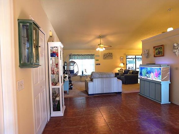3rd image of 2892 Forest Edge Dr