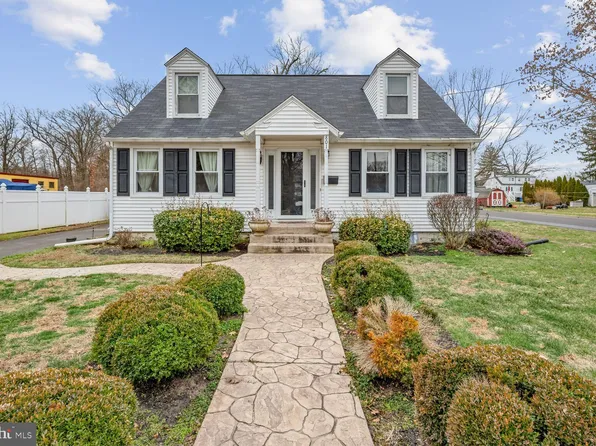 801 S Belleview Ave, Cinnaminson, NJ 08077