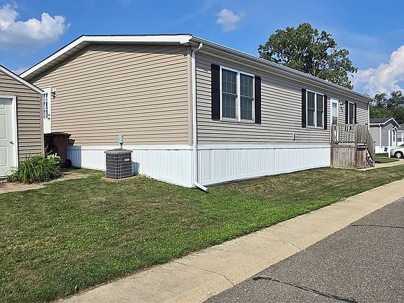 4th image of 28958 Country Ln