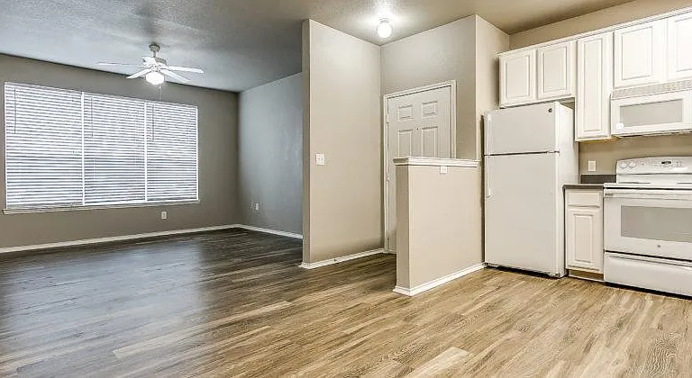 217 Harris Dr #1 — Photo 1
