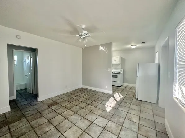 4246-4300 Seagrape Dr #4249-4301, Fort Lauderdale, FL 33308