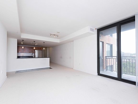 2nd image of 2451 Midtown Ave #905